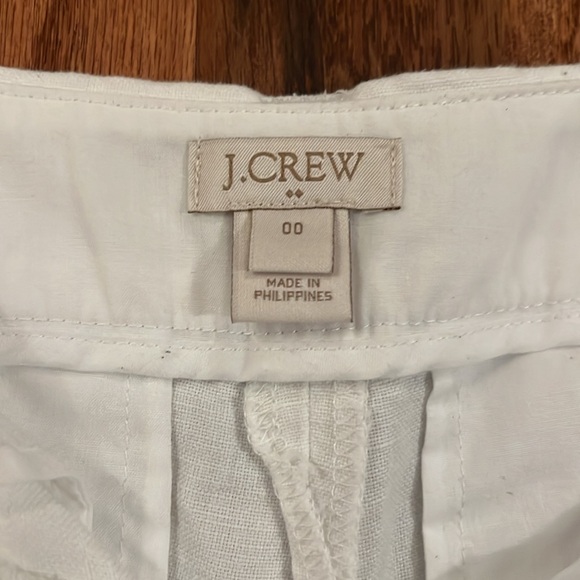 J Crew Factory linen scallop shorts - Picture 2 of 3